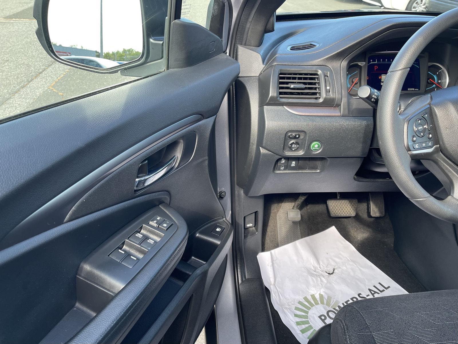 2022 Honda Pilot Sport photo 2