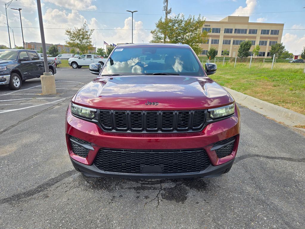 2025 Jeep Grand Cherokee Altitude X photo 6