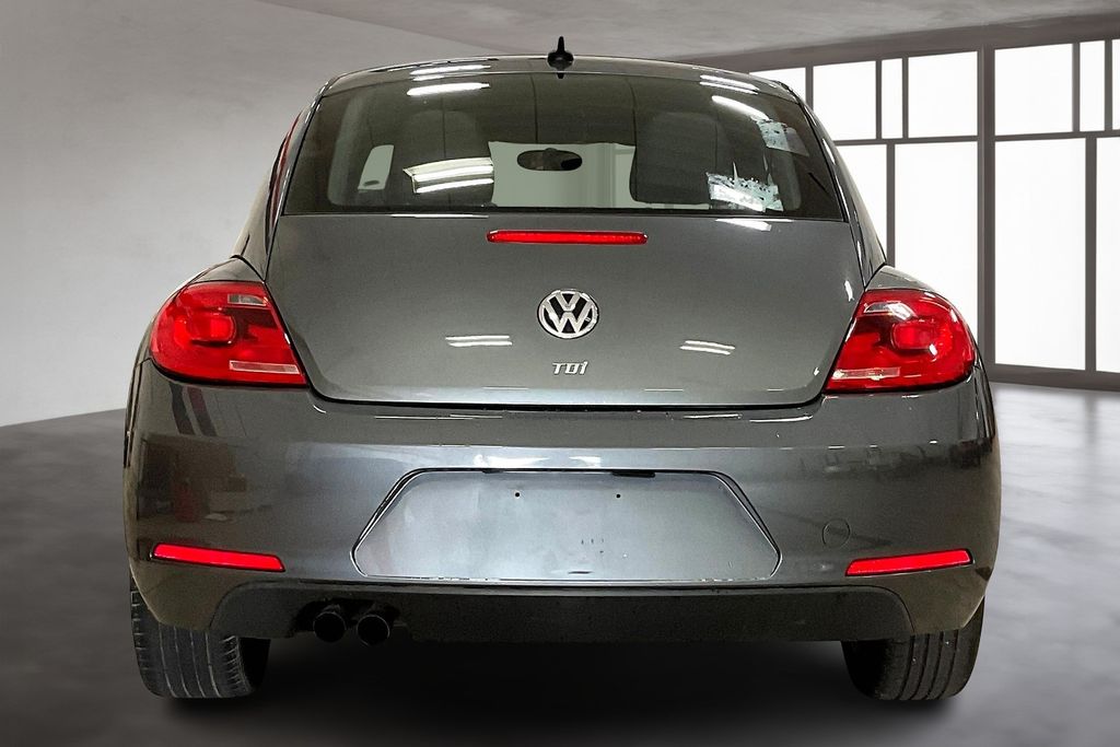 2013 Volkswagen Beetle TDI photo 3