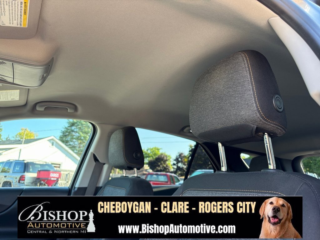 2023 Chevrolet Equinox LT photo 21