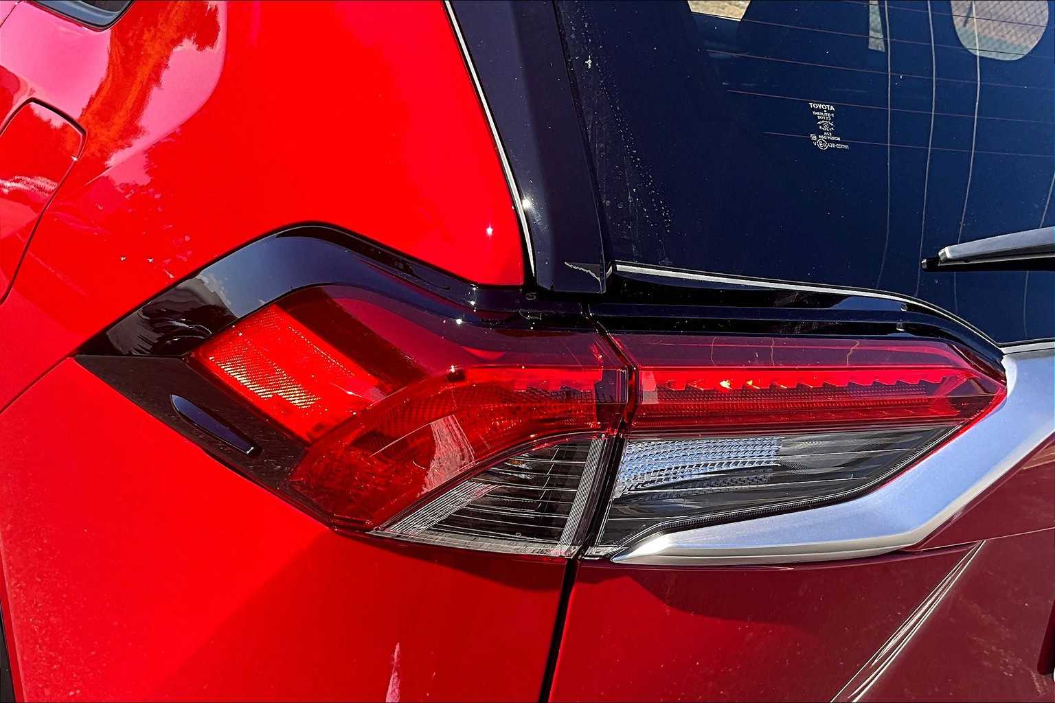 2025 Toyota RAV4 Prime XSE Premium photo 27