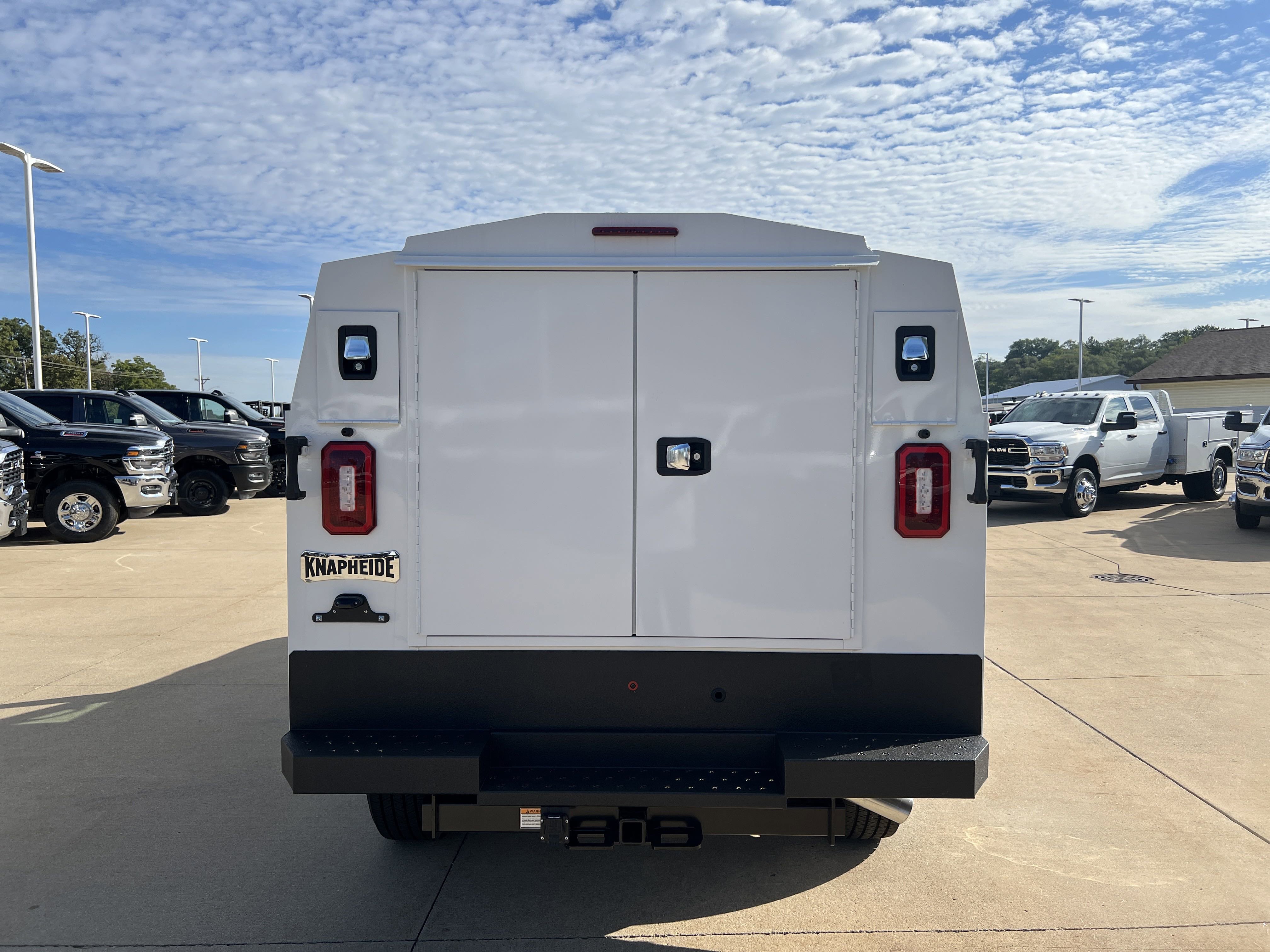 2025 Ram 2500 Tradesman photo 3