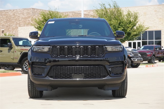 2025 Jeep Grand Cherokee Altitude X photo 2