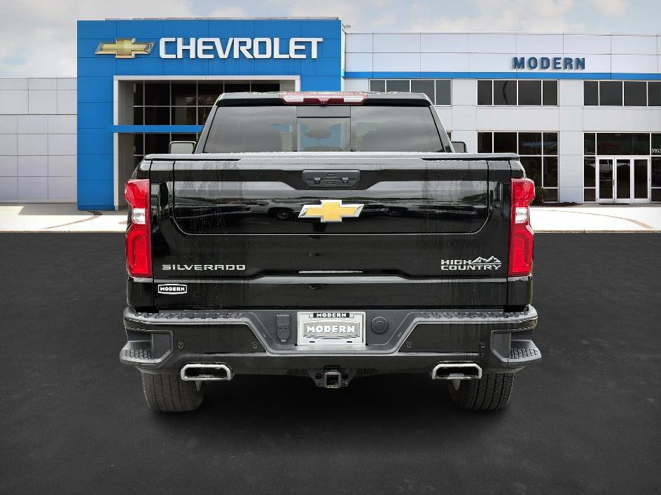 2024 Chevrolet Silverado 1500 High Country photo 4