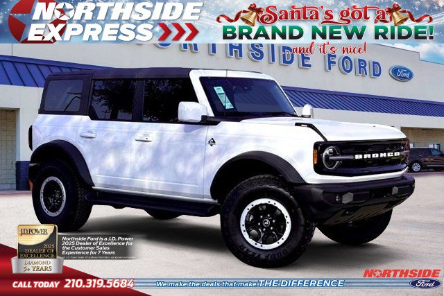 2025 Ford Bronco 4-Door Outer Banks's photo