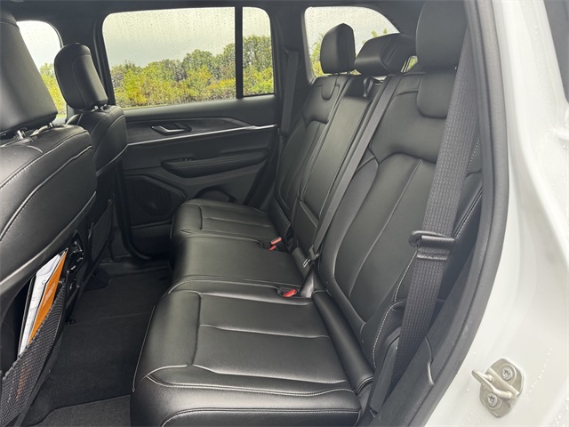 2024 Jeep Grand Cherokee Limited photo 21
