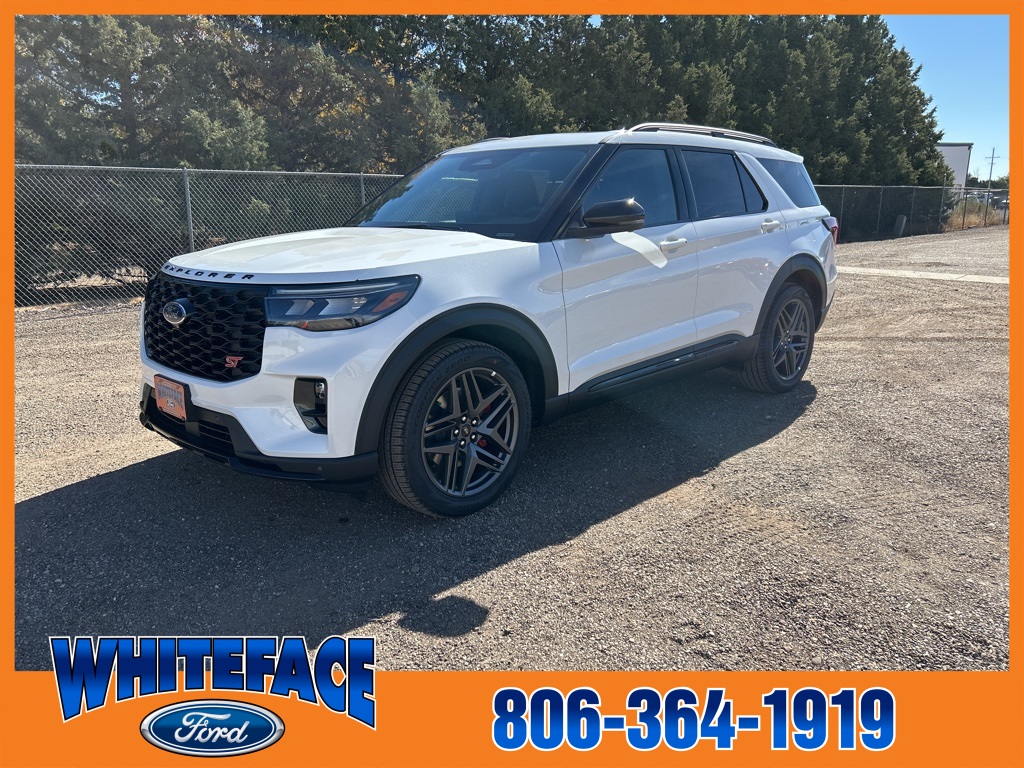 2025 Ford Explorer ST's photo