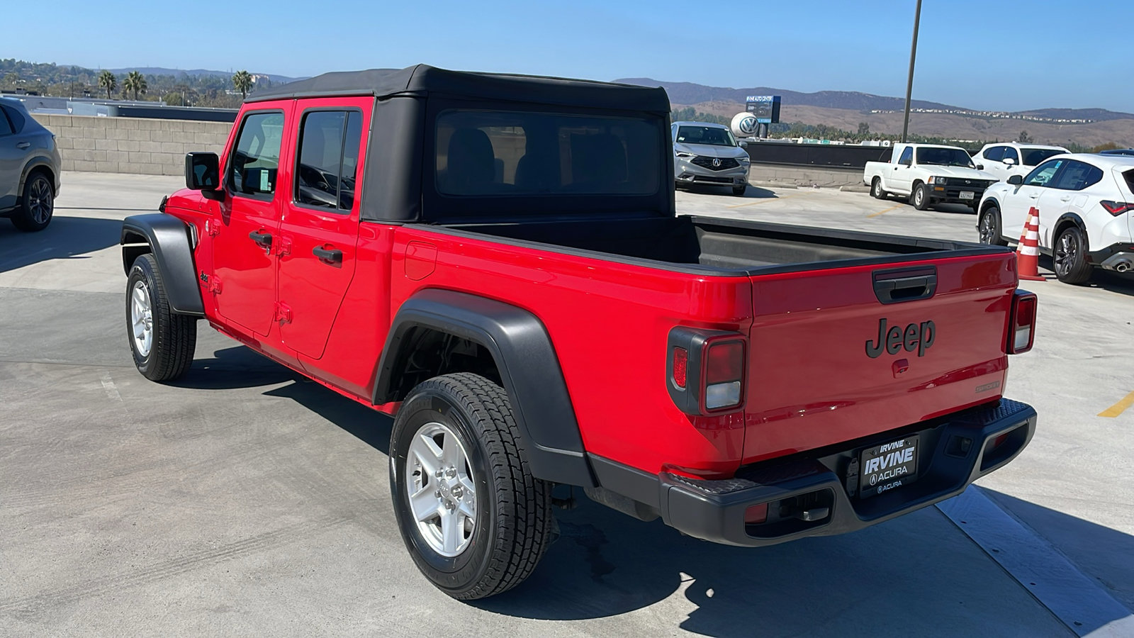 2020 Jeep Gladiator Sport S photo 3