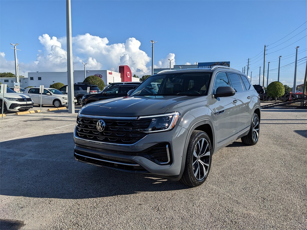 2026 Volkswagen Atlas SEL Premium R-Line photo 3