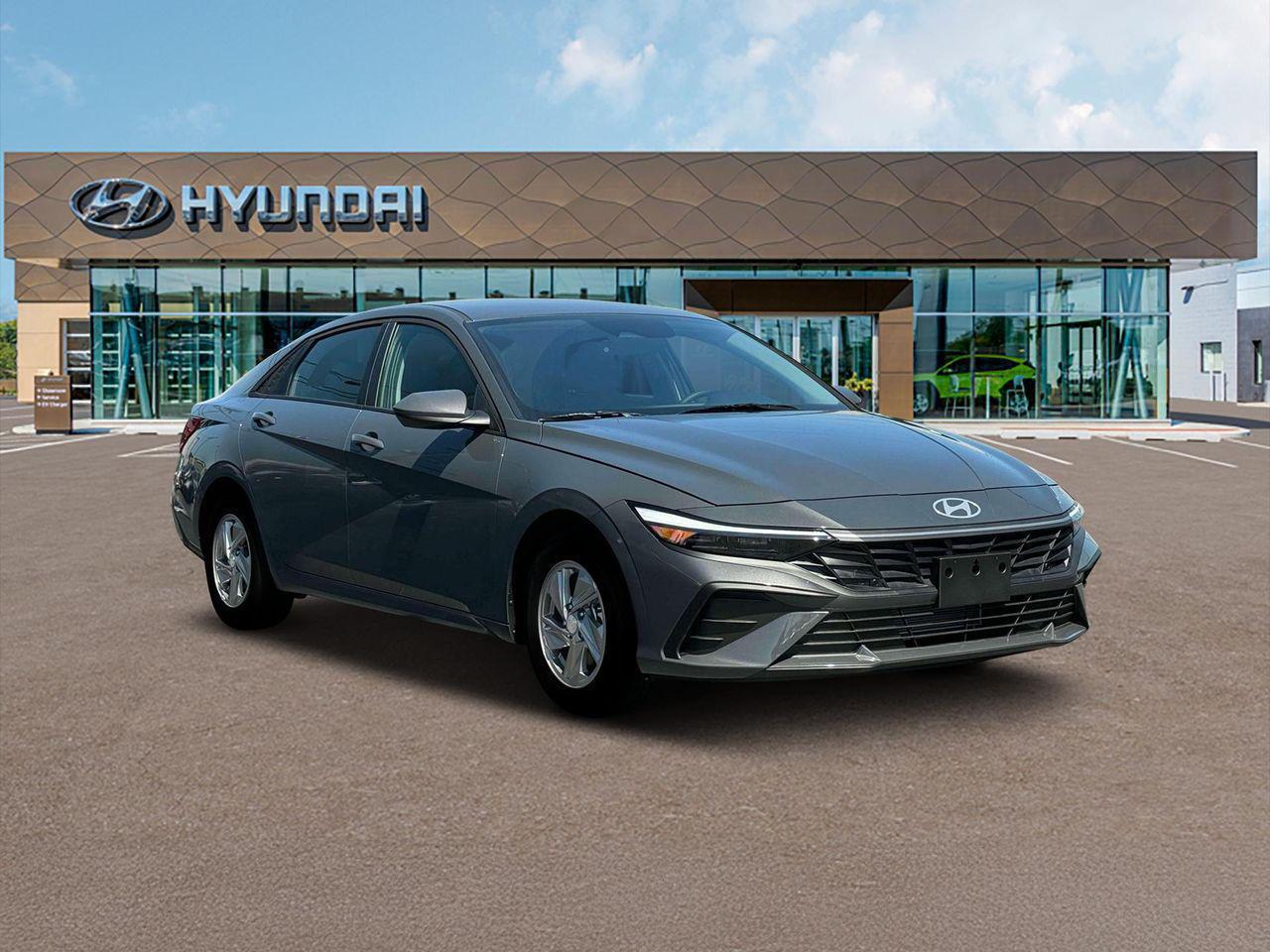 2025 Hyundai Elantra SE photo 9
