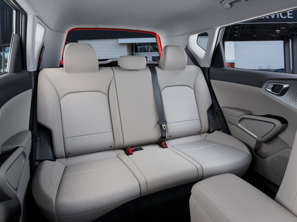 2025 Kia Soul LX photo 16