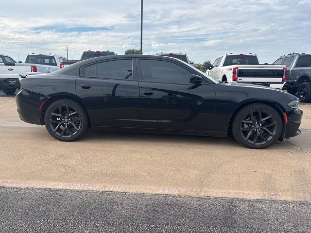 2021 Dodge Charger SXT photo 4