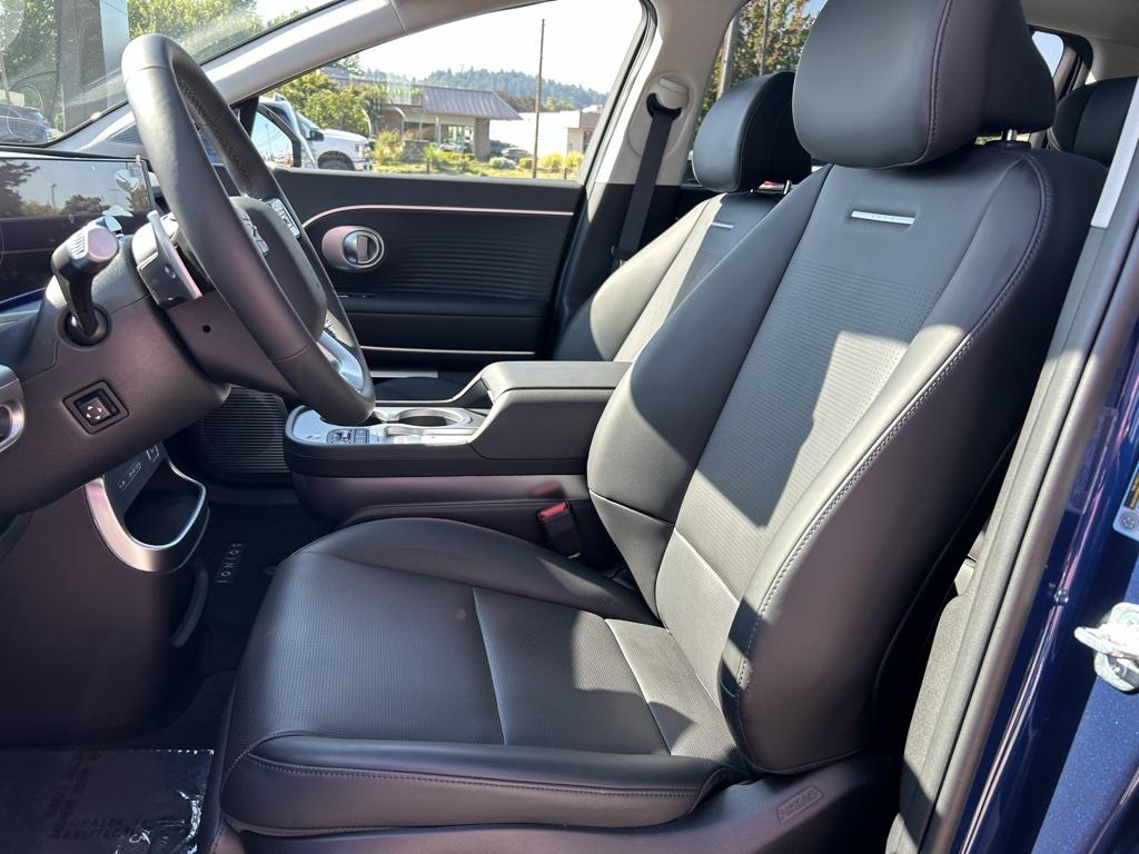 2026 Hyundai Ioniq Limited photo 17