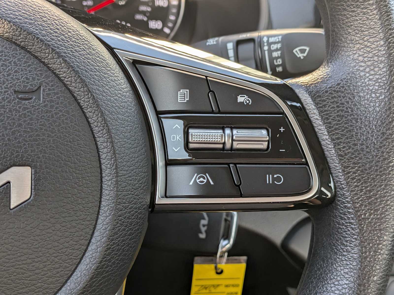 2024 Kia Forte LXS photo 23