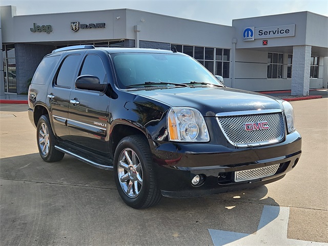 2008 GMC Yukon XL Denali's photo