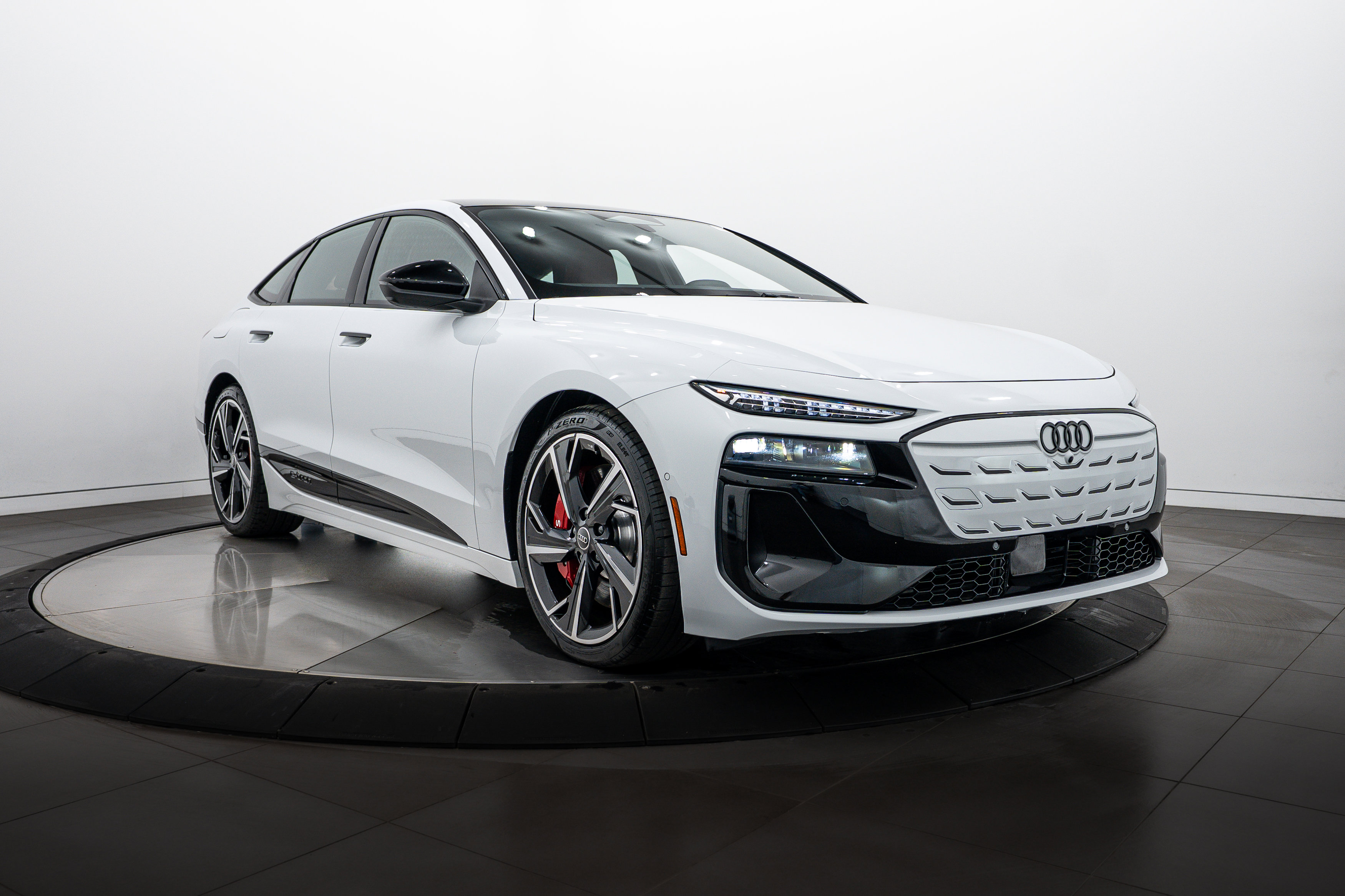 2025 Audi S6 Prestige photo 2