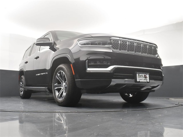 2024 Jeep Grand Wagoneer photo 17