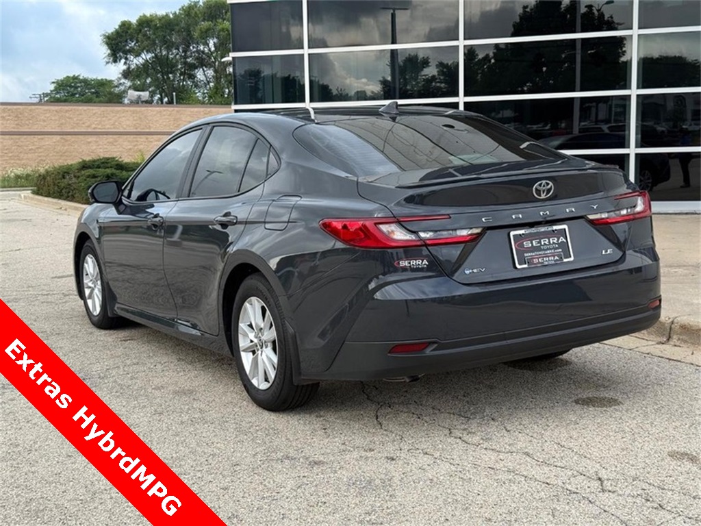 2025 Toyota Camry LE photo 4