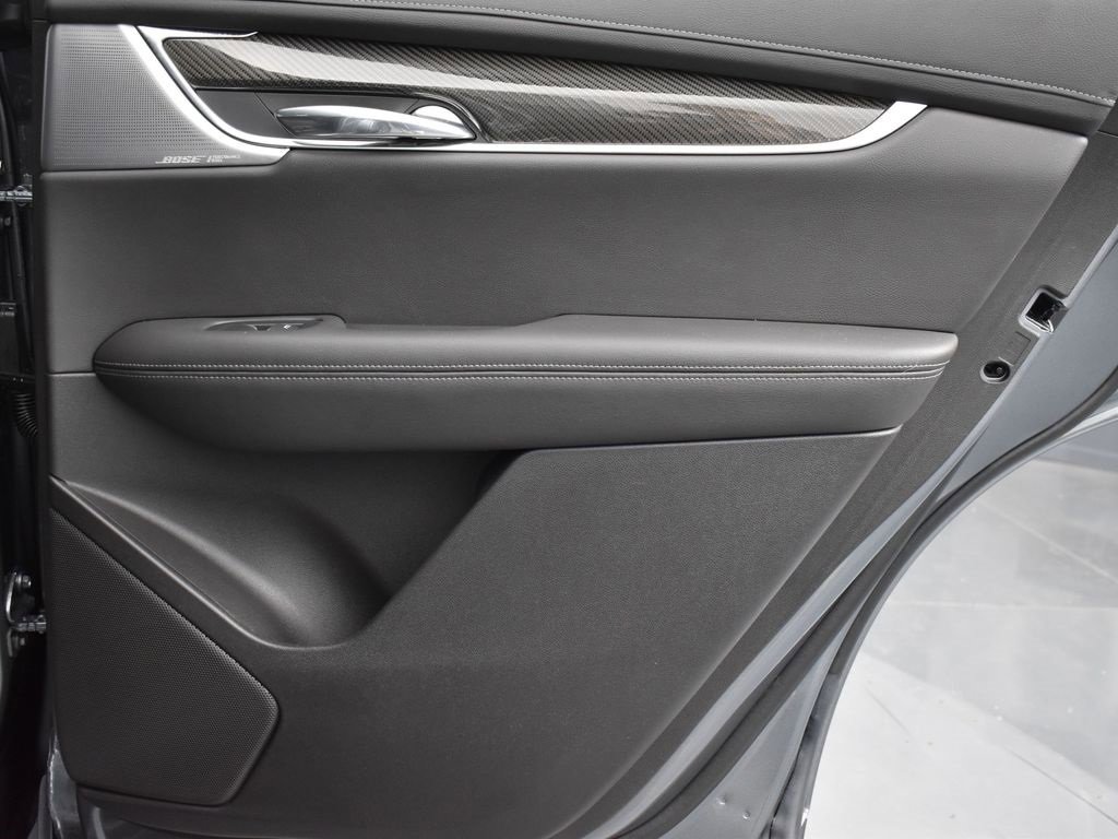 2022 Cadillac XT6 Sport photo 28