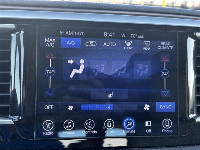 2017 Chrysler Pacifica Touring L photo 30