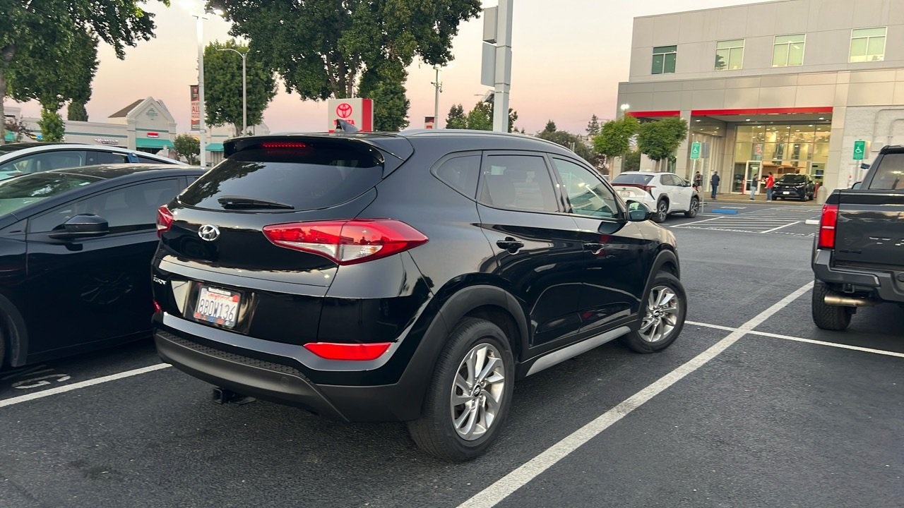 2018 Hyundai Tucson SEL photo 2