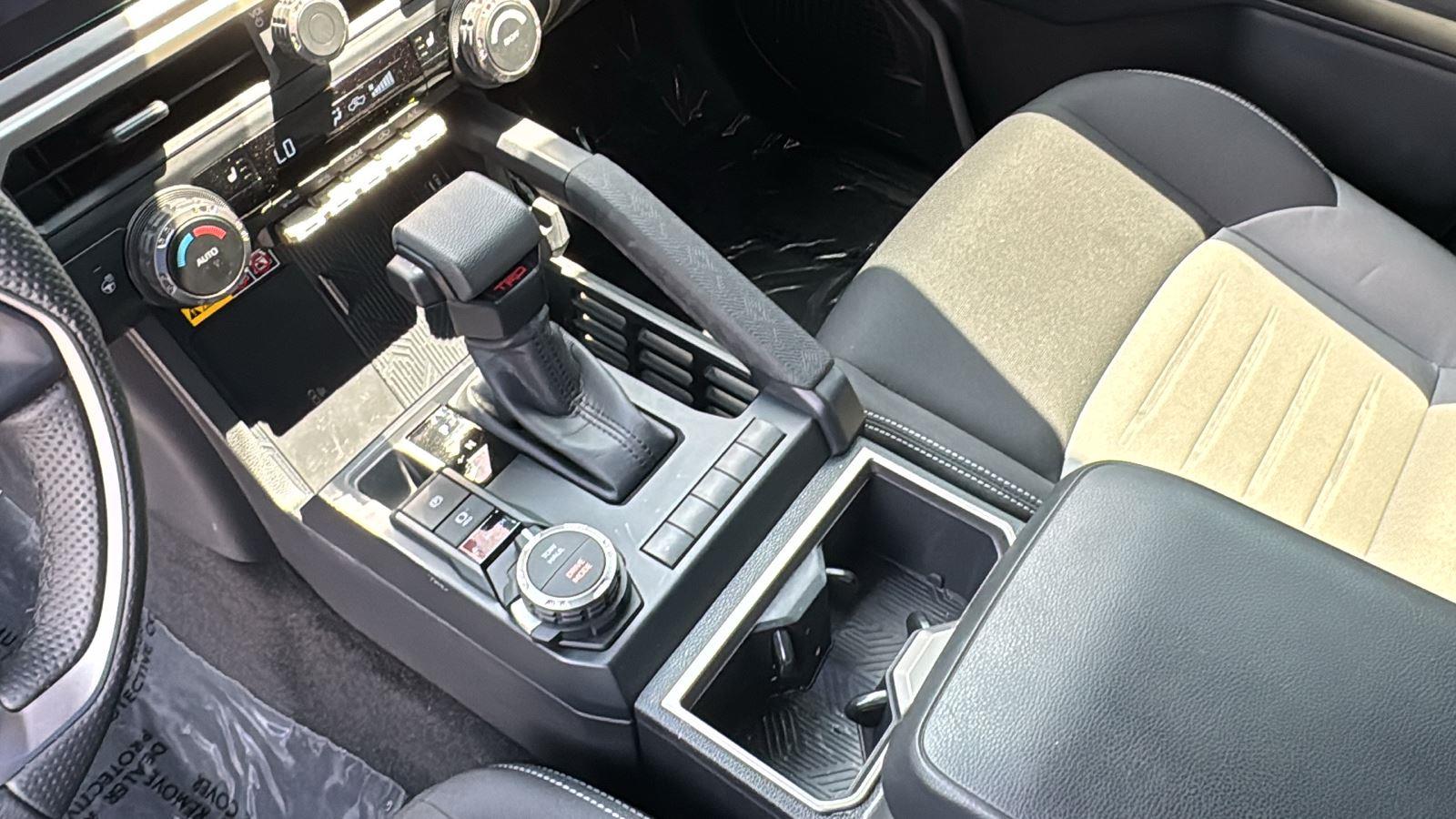 2024 Toyota Tacoma TRD Sport photo 22