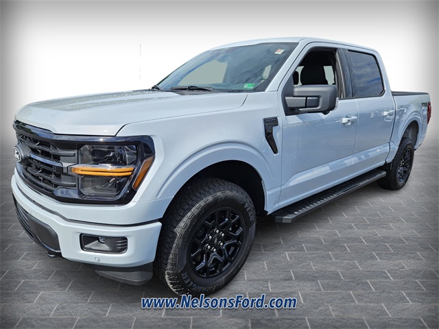 2025 Ford F-150 XLT photo 3