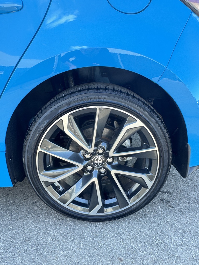 2022 Toyota Corolla XSE photo 22