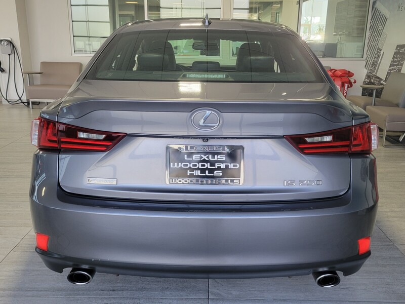 2015 Lexus IS 250 photo 4