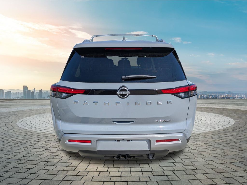 2025 Nissan Pathfinder Platinum photo 4