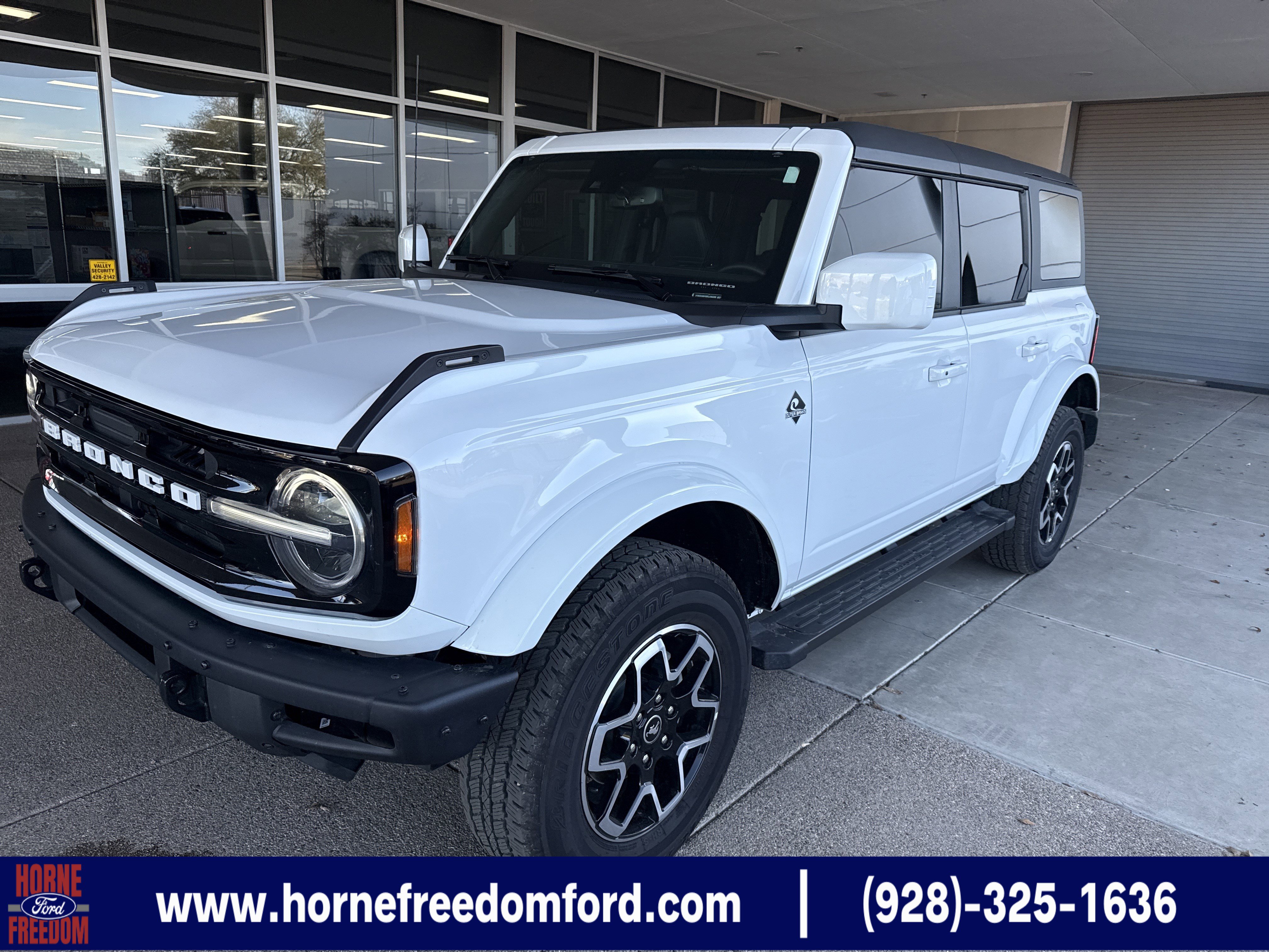 2024 Ford Bronco Outer Banks's photo