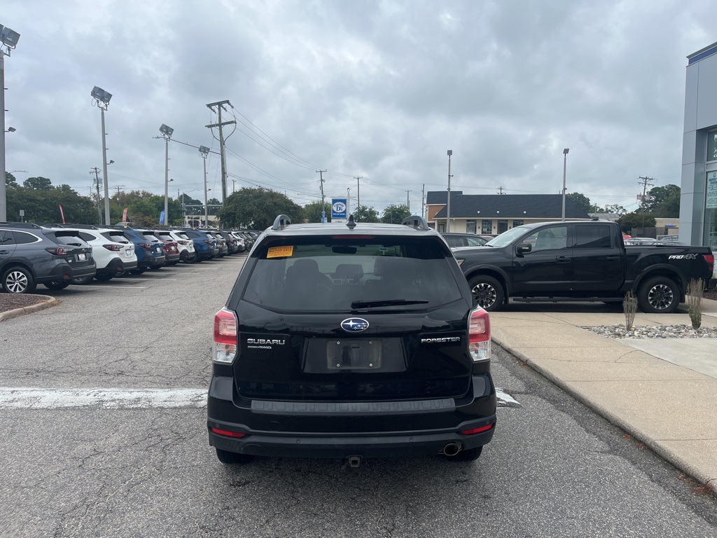 2018 Subaru Forester 2.5i Touring photo 3