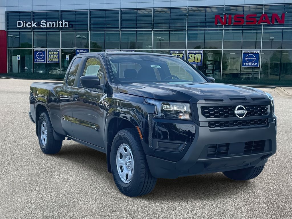 2026 Nissan Frontier S's photo