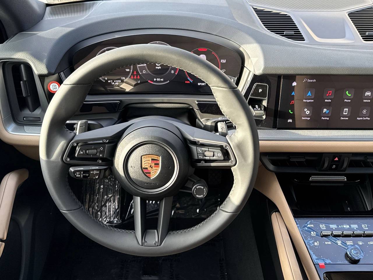 2025 Porsche Cayenne Base photo 11