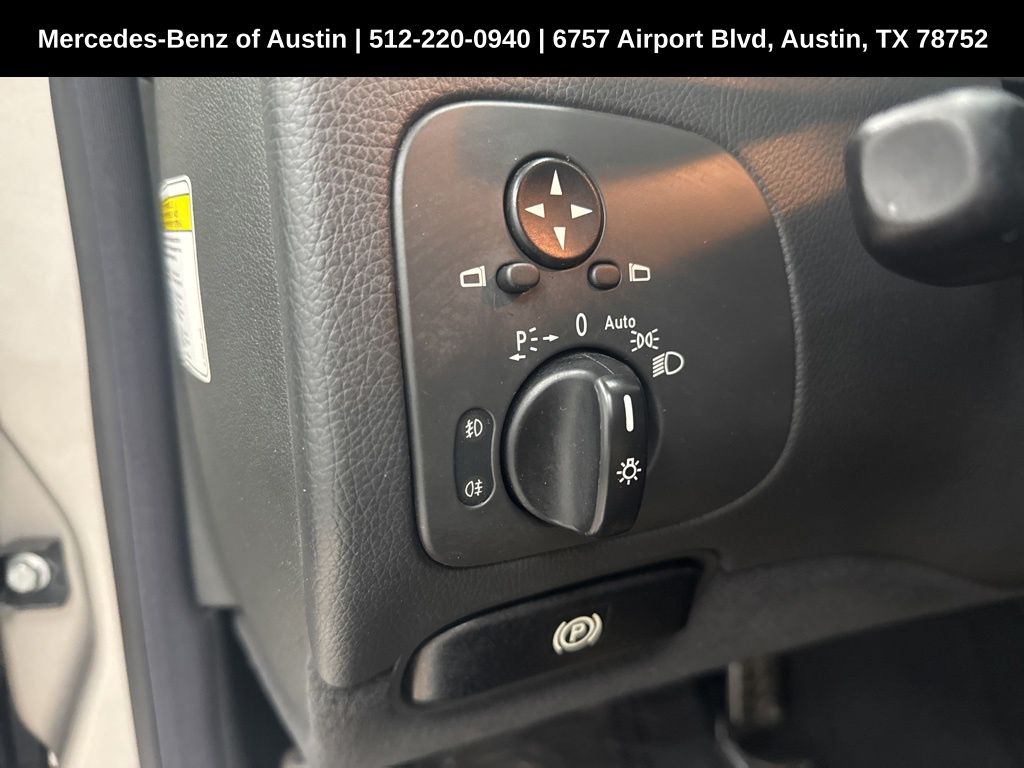 2005 Mercedes Benz CLK 320 photo 11