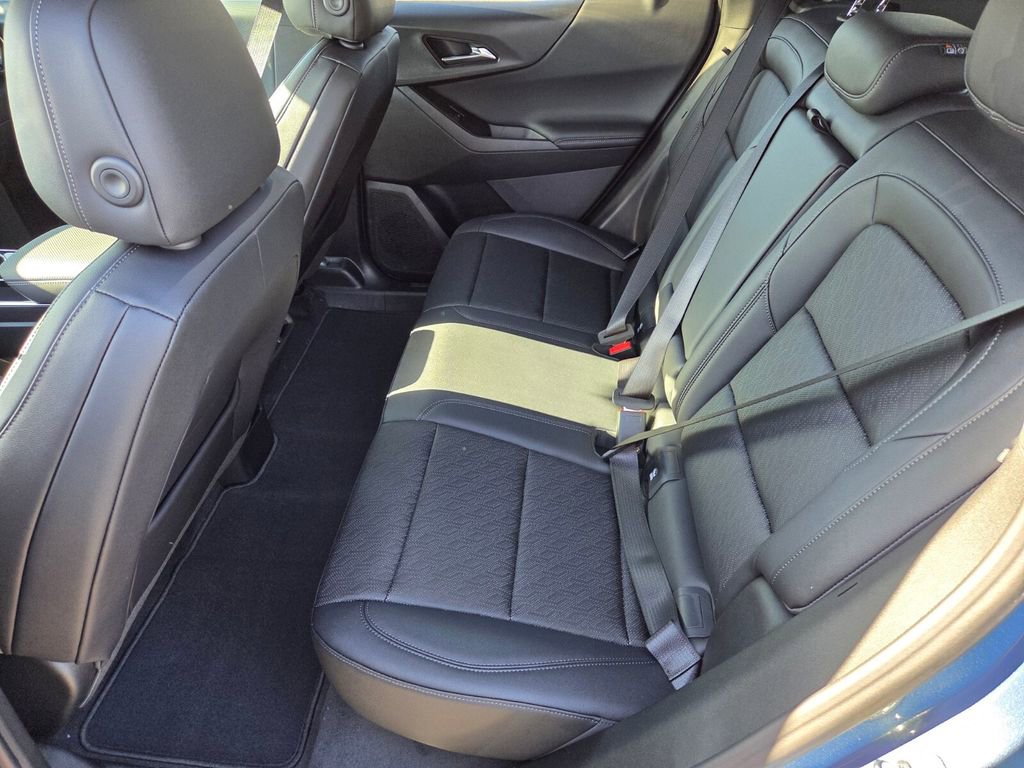 2026 Chevrolet Equinox LT photo 7