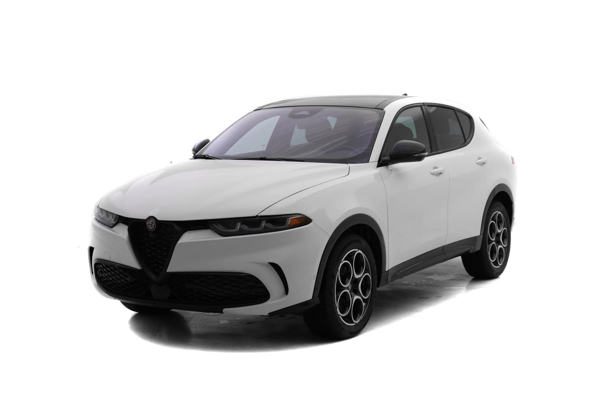 2025 Alfa Romeo Tonale Base's photo