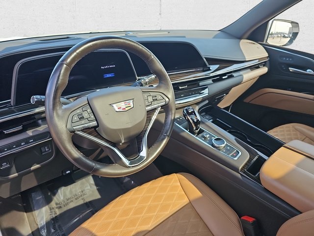 2022 Cadillac Escalade Premium Luxury photo 17