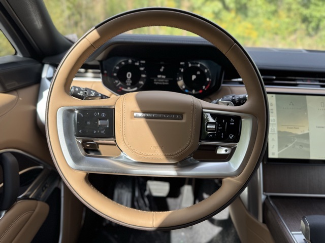 2025 Land Rover Range Rover SE photo 27