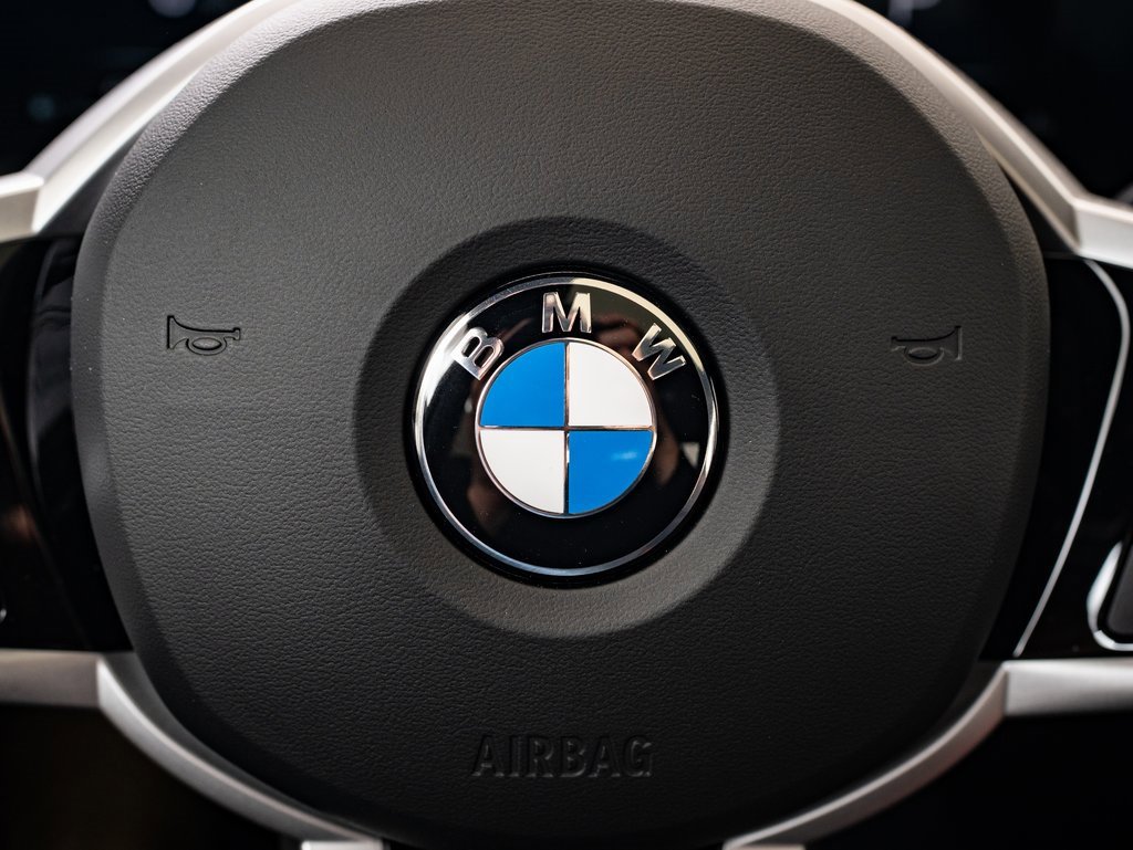 2025 Bmw 330i photo 27