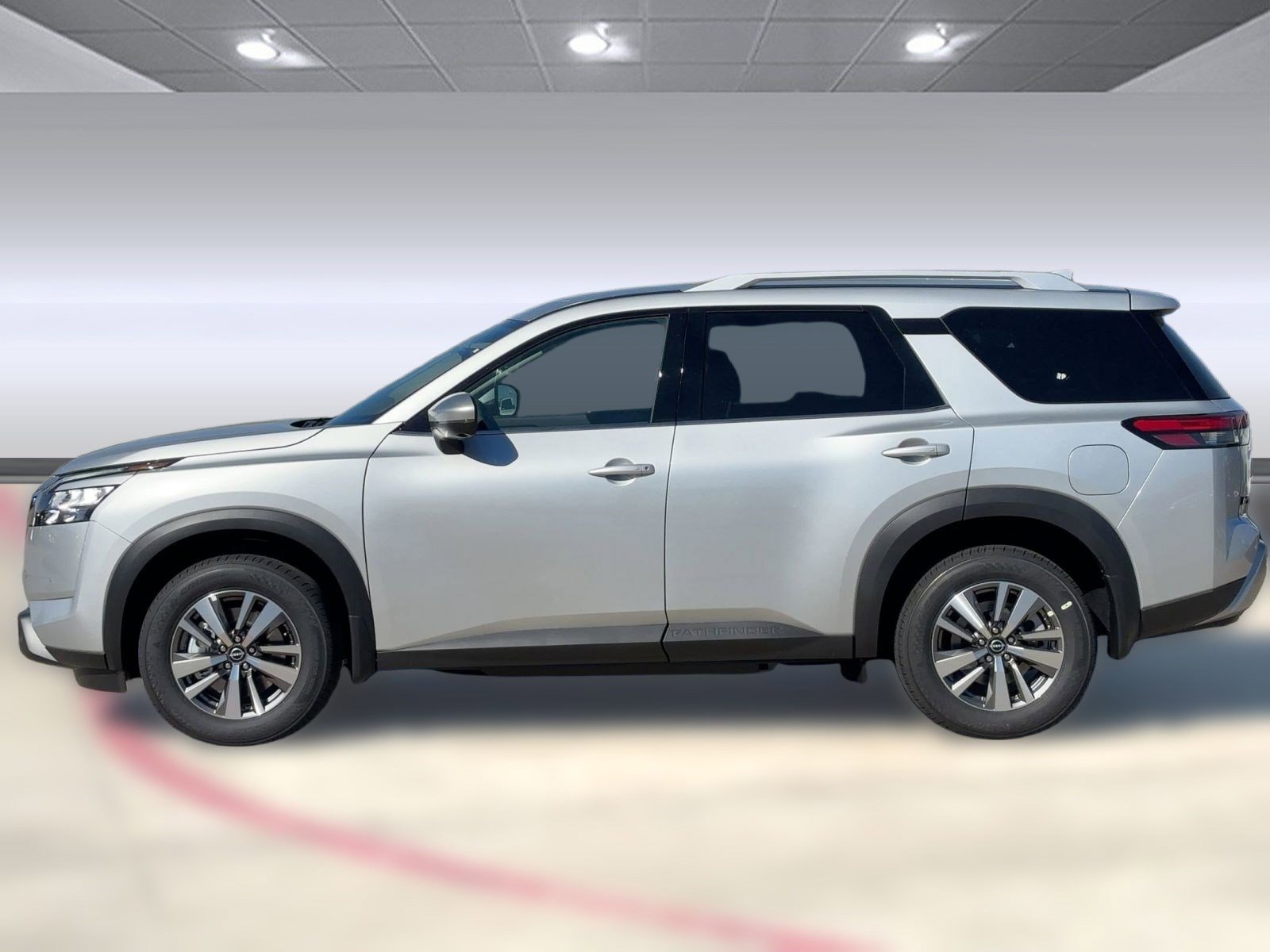 2025 Nissan Pathfinder SL photo 2