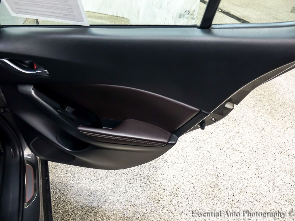 2018 MAZDA MAZDA3 - Image 25