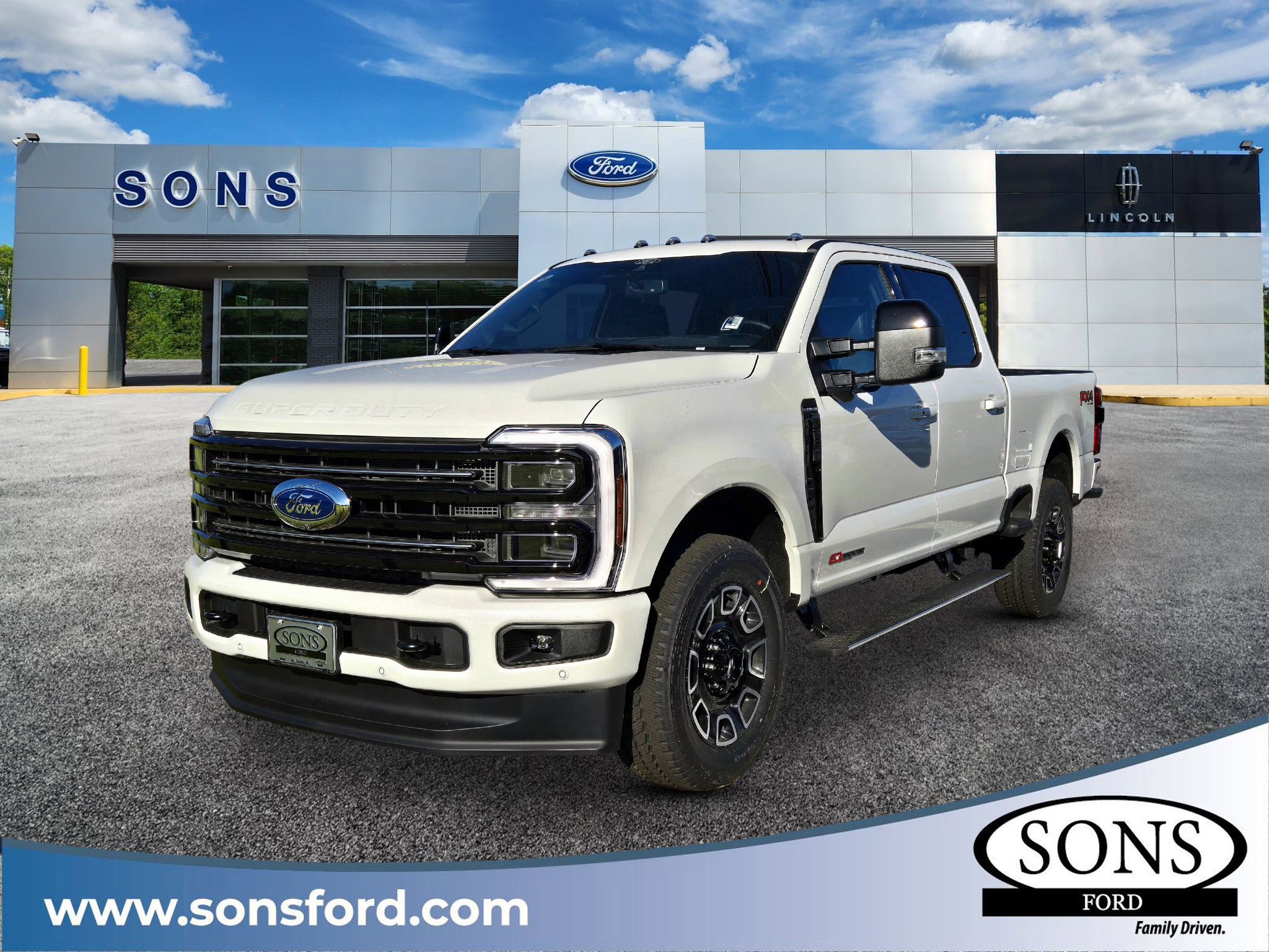 2026 Ford F-250 Super Duty Platinum's photo