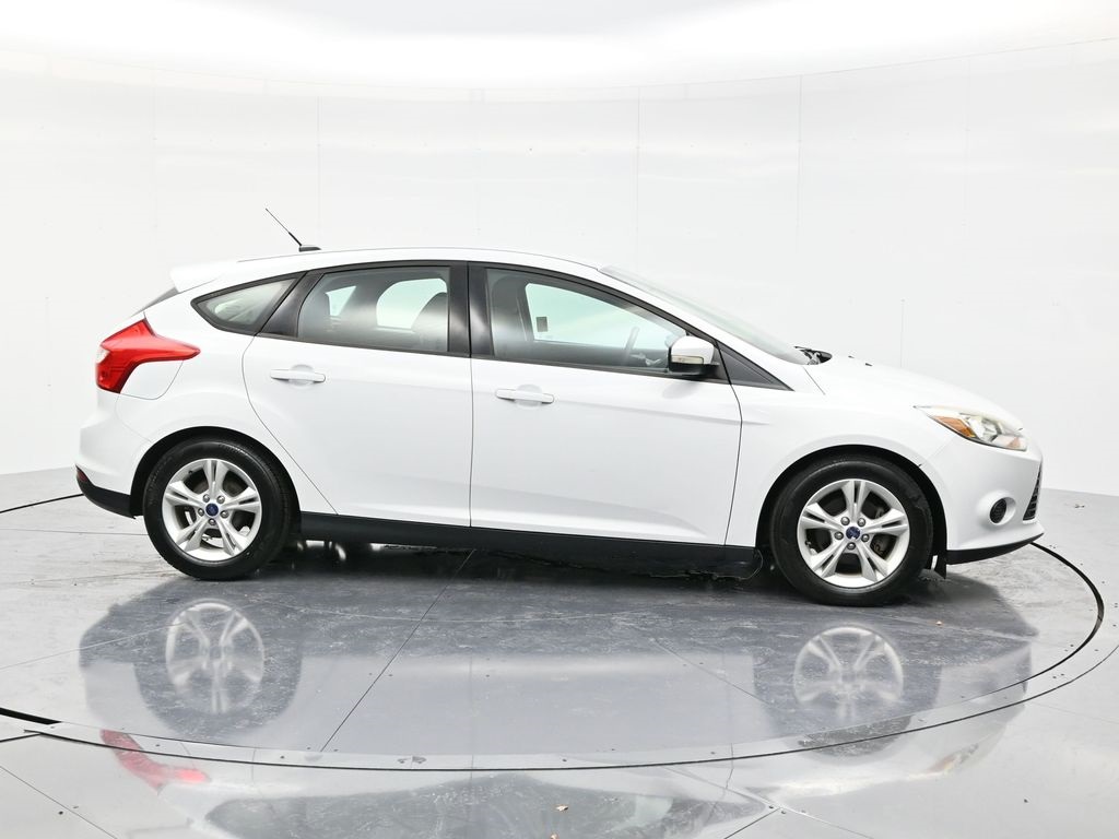 2014 Ford Focus SE photo 3