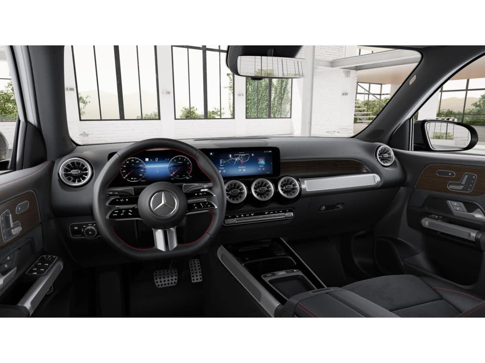 2026 Mercedes Benz GLB 250 photo 3