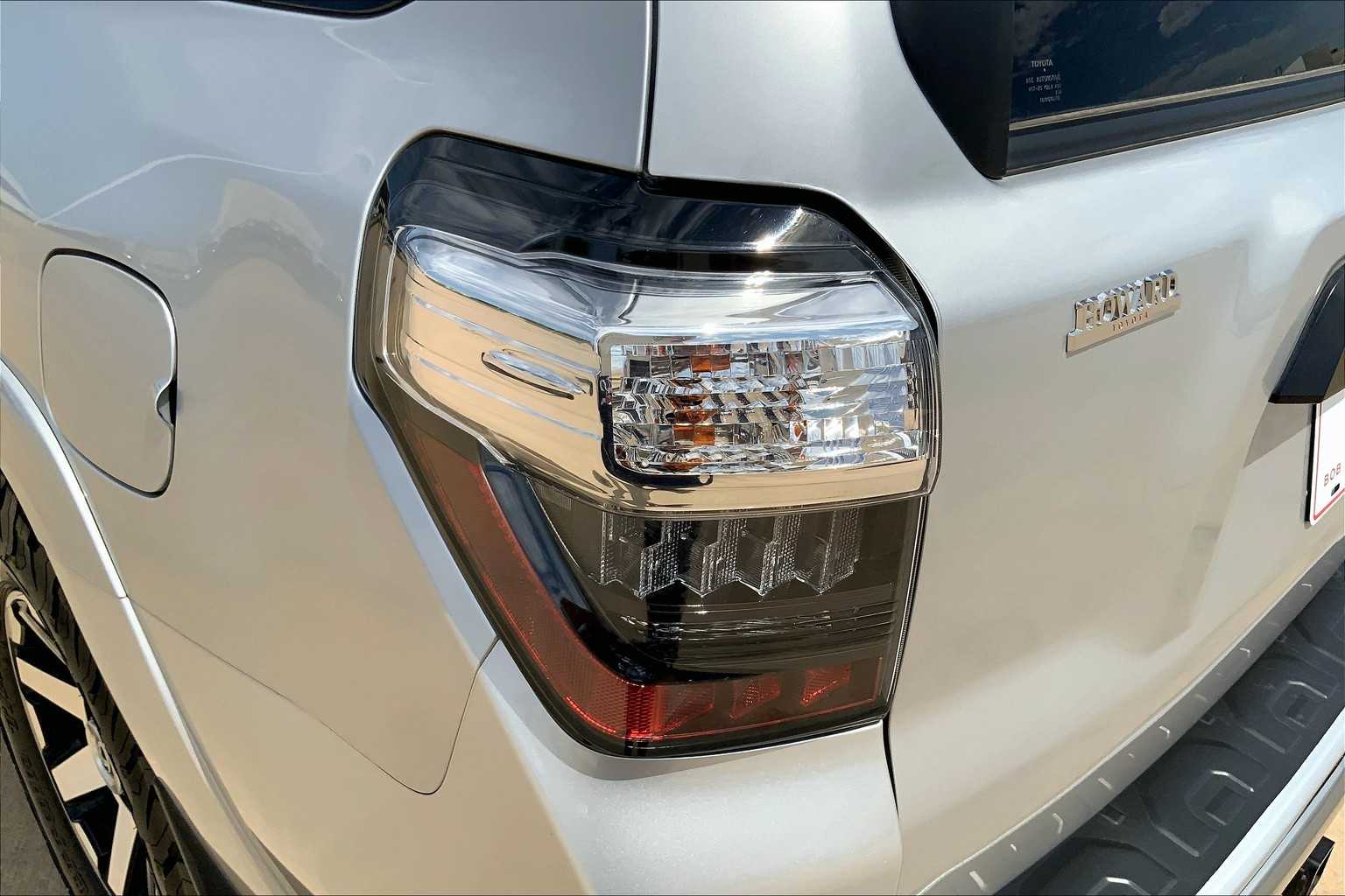 2021 Toyota 4Runner TRD Premium photo 25