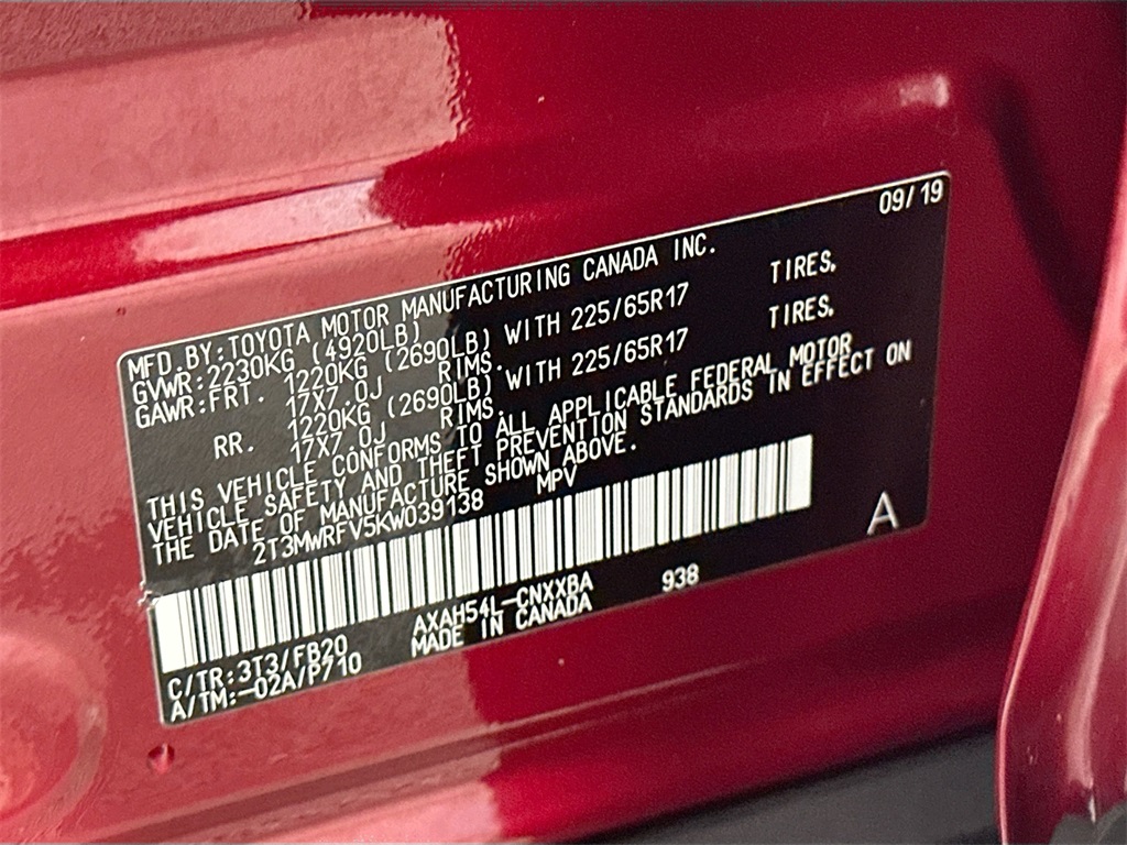 2019 Toyota RAV4 Hybrid LE photo 27