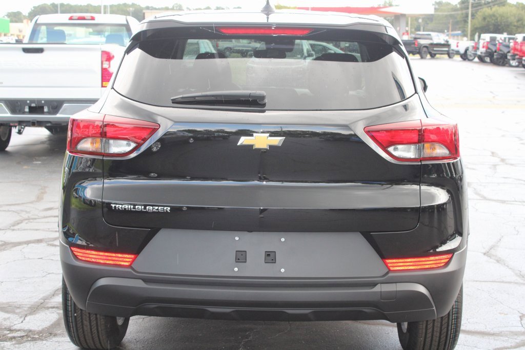 2026 Chevrolet Trailblazer LS photo 9