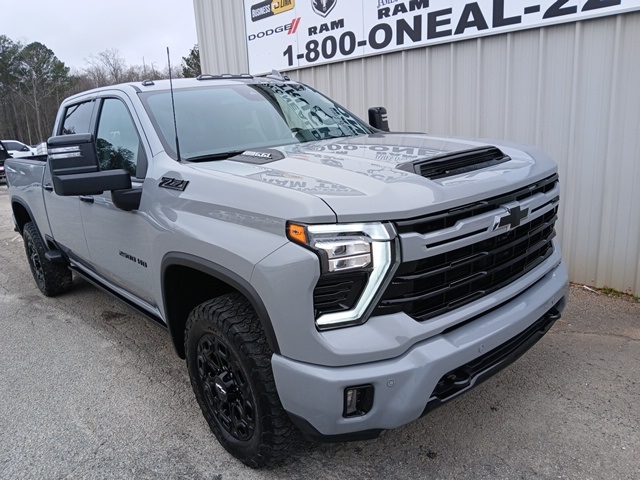 2024 Chevrolet Silverado 2500HD LTZ's photo