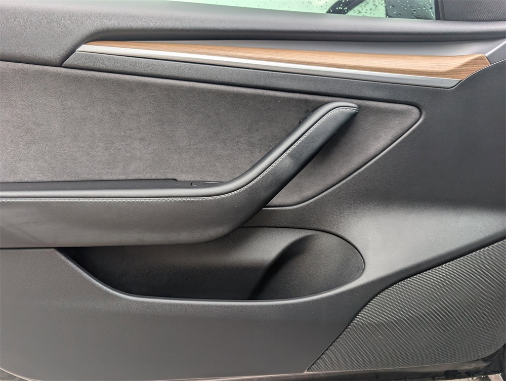 2021 Tesla Model 3 Performance photo 11